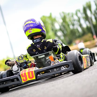 Driver 96 pushing hard through a corner